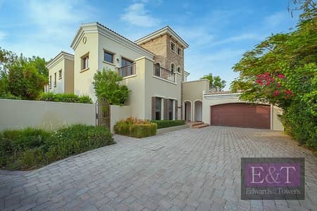 5 Bedroom Villa for Sale in Jumeirah Golf Estates, Dubai - 5 Bedrooms + Study | Golf Course View | Basement