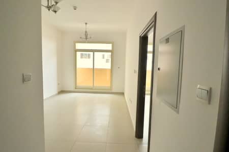 Near Souq Extra Large Bright 1Bedroom In Al Falak Residences