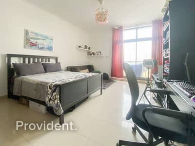 Studio for Rent in The Views, Dubai - Canal View | Chiller free | Book now!