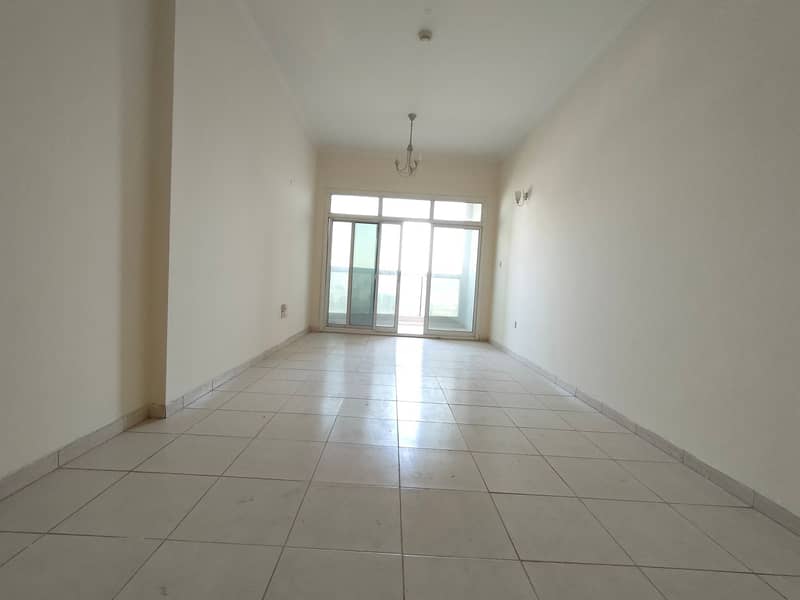 شقة في النهدة (دبي) 2 غرف 40000 درهم - 6301278