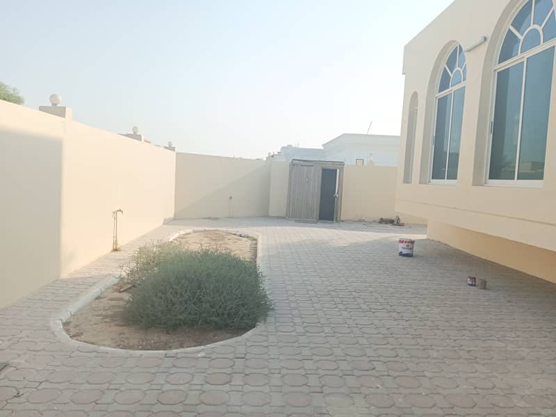 Luxury Stand Alone 03 Bedroom's  Villa For Rent in 85k | Big Majles And 7000 Sqft | Ready To Move|