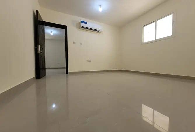 Private Entrance Luxury 1 Bedroom Hall With Separate Kitchen Bathtub Washroom Near Khalifa Market
