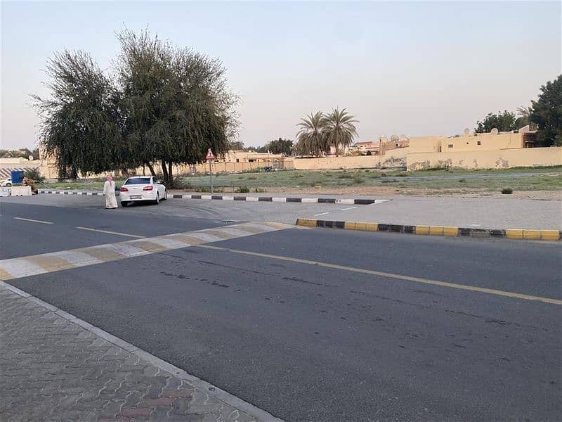 For sale a large residential land in the Khuzamiya area