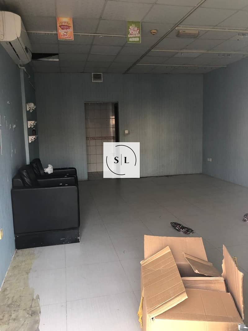 FULLY FITTED SHOP FOR RENT IN  CHINA CLUSTER