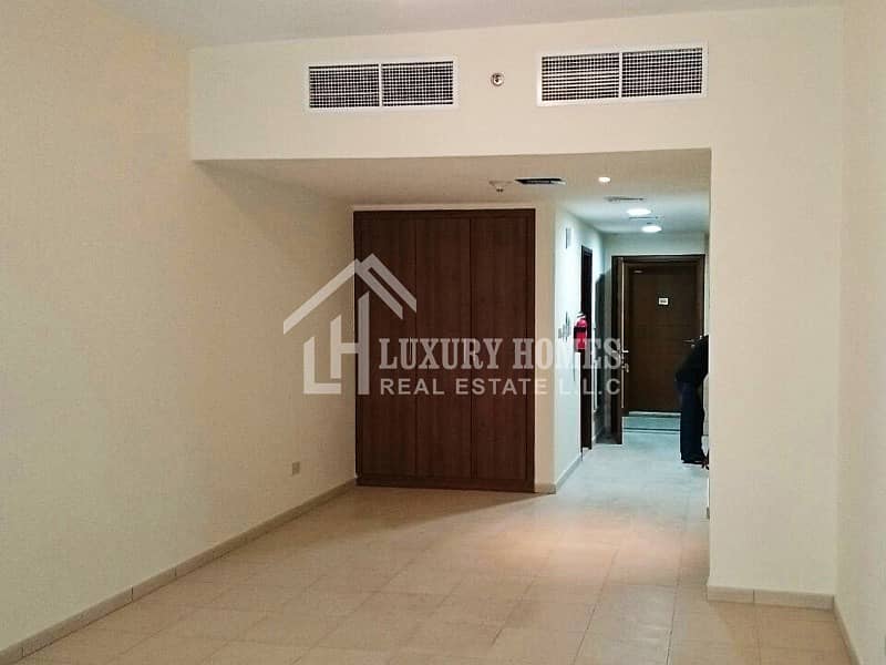 Executive Studio with Parking in Ajman One for Rent, Ajman