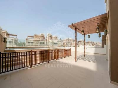 5 Bedroom Villa for Sale in Palm Jumeirah, Dubai - Beach Home Corner Villa | Genuine Deal | Sunset view | Excellent location