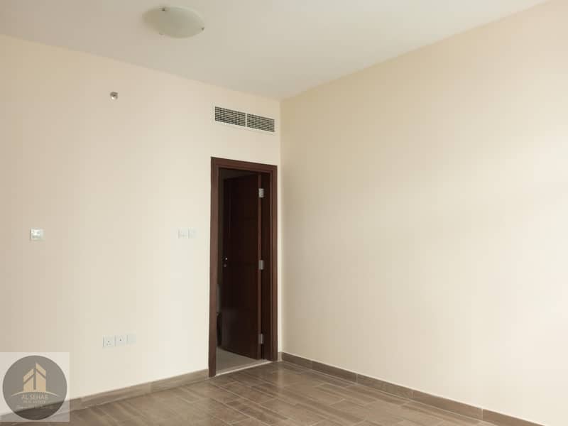شقة في مجتمع مويلح،تجارية مويلح 1 غرفة 27000 درهم - 6377651