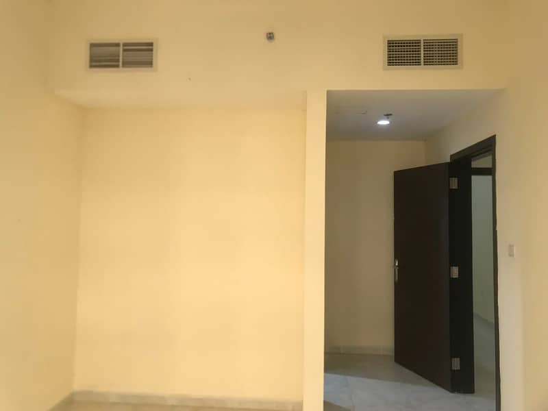 4BHK AVAILABLE FOR SALE IN PARADISE B5