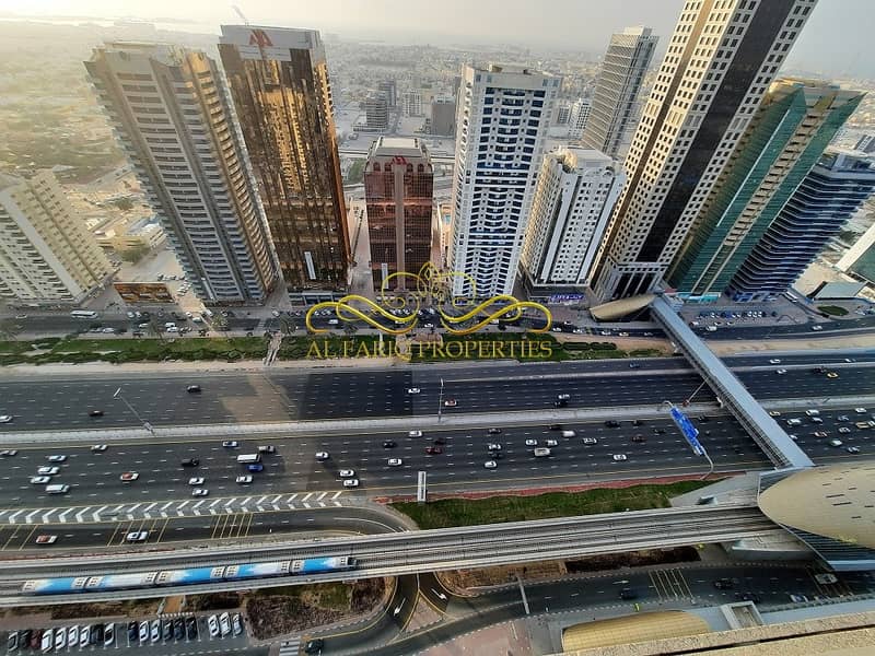 Spacious 1 BR | Luxurious | Amazing view | Sheik Zayed Road |