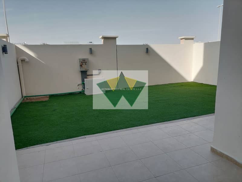 SUPPER NEAT AND CLEAN 3MASTER BHK VILLA WITH BACK YARD  MAID