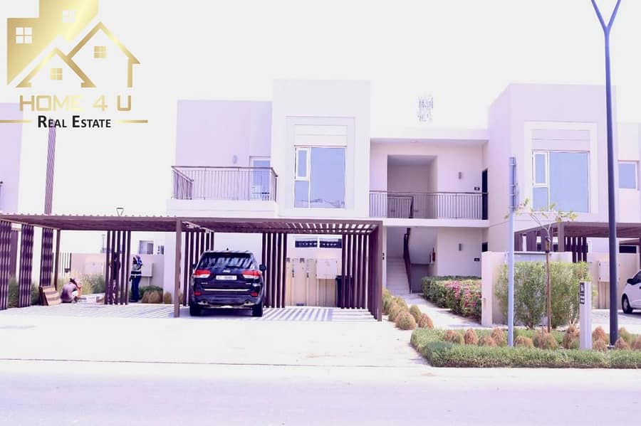 BRAND NEW/ SPACIOUSE/LUXURIOUS TOWN HOUSE WITH TERISS IN A VERY HEART CATHING COMUNITY  EMAAR SOUTH