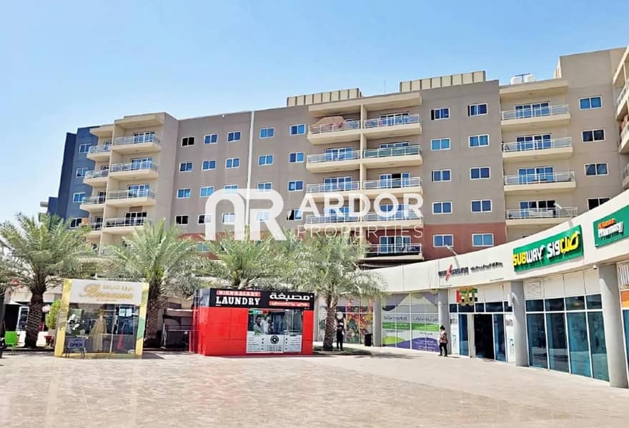 Modern 1BR | Well Maintained | Balcony | Parking