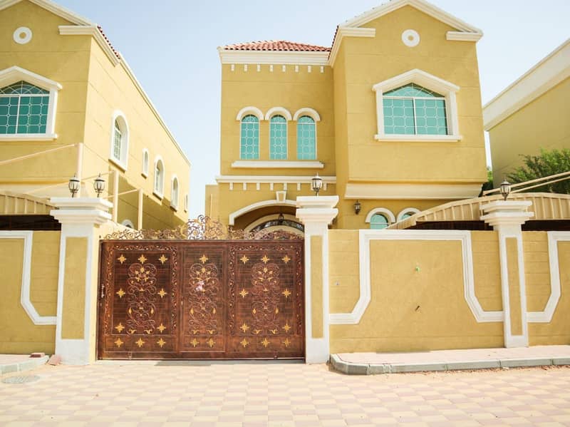 Residential investment villa for sale in Al Mowaihat 3 Super Deluxe
