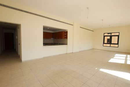3 Bedroom Flat for Rent in The Greens, Dubai - Biggest Layout 3 Bedrooms + Study With 2 Parkings.