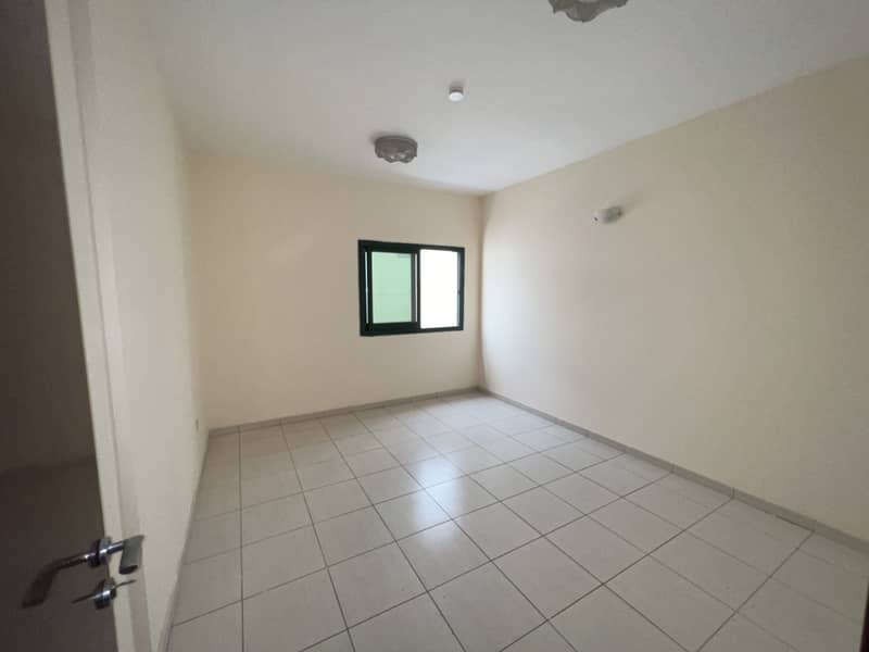 Квартира в Аль Маджаз，Аль Маджаз 3, 2 cпальни, 25000 AED - 6381227