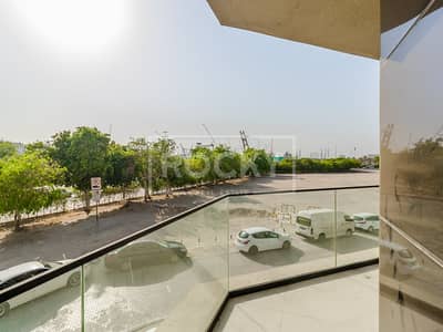 استوديو  للايجار في بر دبي، دبي - شقة في بناية اس ار جي الرفاعة بر دبي 32000 درهم - 4982560