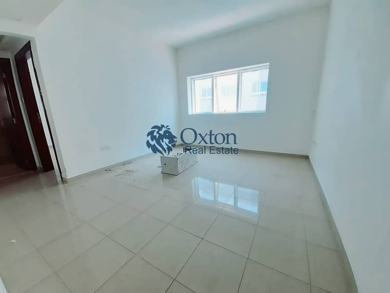 1 Bedroom With Master Room Close To Al Beach