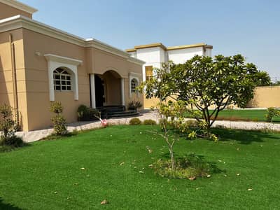4 Bedroom Villa for Rent in Al Warqaa, Dubai - 4 bedrooms plus majles , hall and big ready garden