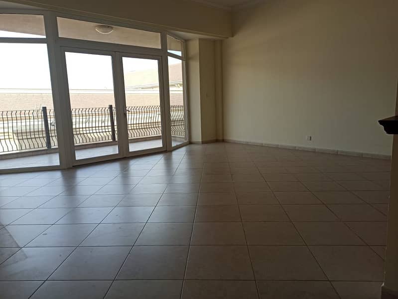 large 1bedroom for rent uptown mirdir / courtyard residence 2 only 45k 4cheqs