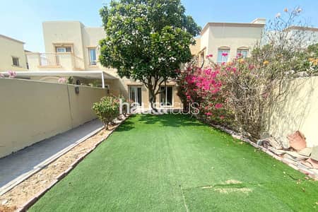 2 Bedroom Villa for Rent in The Springs, Dubai - Springs 10 |  Upgraded Flooring | Available Now