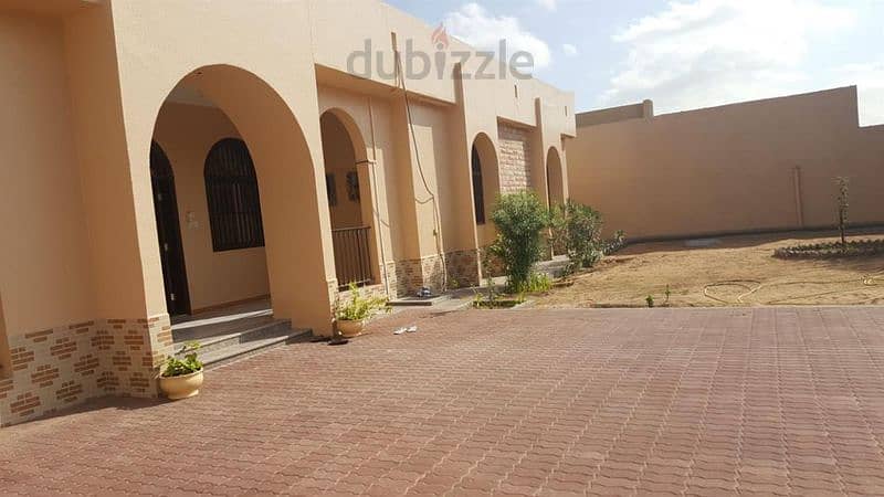 villa  for sale in al khwzamia area