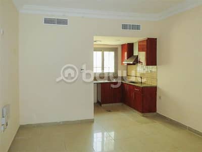 Studio for Rent in Muwailih Commercial, Sharjah - Spacious Studio Unit for Bachelors or Single Workers