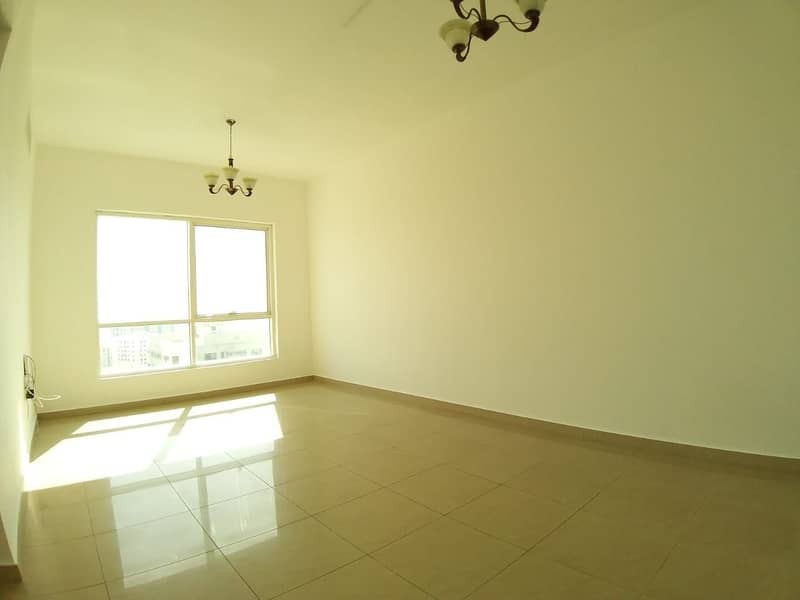 Latest location 1 BHK beautiful kitchen and close Hall  close to king Faisal road rent 22k