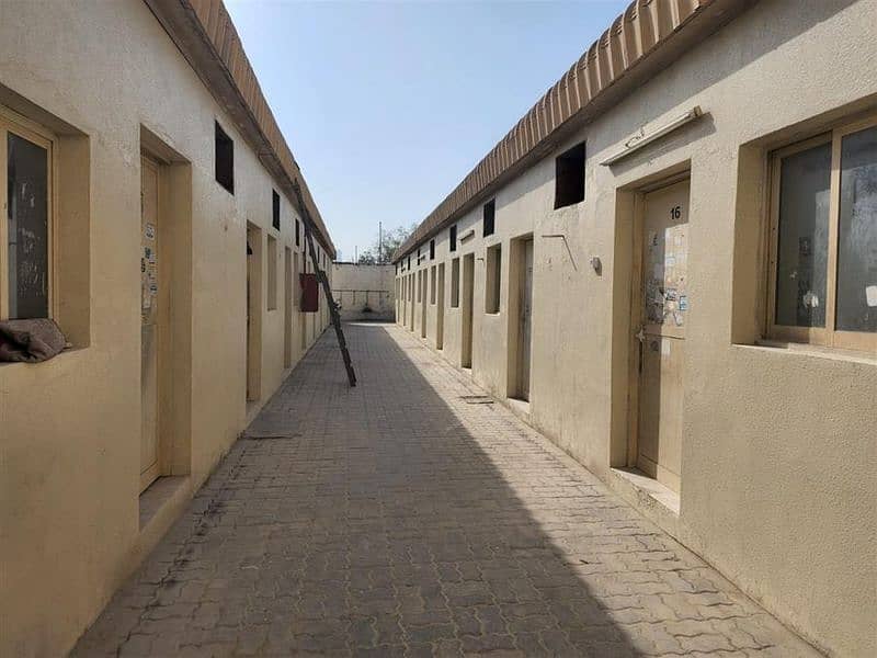 28 room labour camp TOLET in Industrial area no. 2, Sharjah