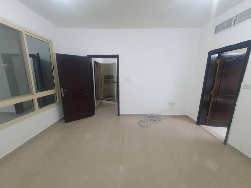 Very Decent Studio In Beautiful Family Villa Close To Mazeyd Mall At Mbz Just 24k 3Chqs .