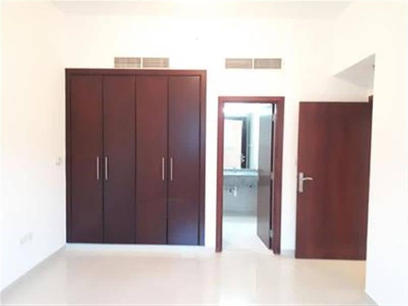 Amazing Offer!!1bhk for rent in China Cluster. . . . . . . . . . . .