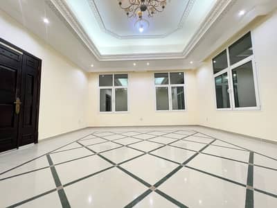 Studio for Rent in Khalifa City, Abu Dhabi - Brand New Private Entrance Luxury Studio Separate Kitchen Proper Washroom Near Horizon School KCA