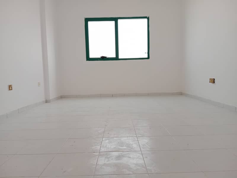 Chiller free bulding offer Mentinence, one month free 1bhk 26k front of eithad park near crystal mal