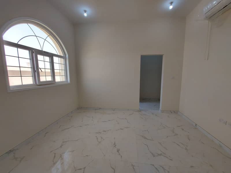 Brand New 3 Master Bedrooms, Majlis and 4 Bathrooms Mulhaq For Rent