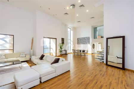 2 Bedroom Flat for Rent in Jumeirah Beach Residence (JBR), Dubai - Duplex Loft / Furnished / Balcony / CALL NOW