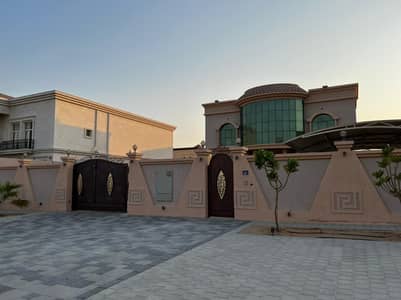 5 Bedroom Apartment for Rent in Al Khawaneej, Dubai - GARDEN READY EXCELLENT LARGE 5 BEDROOM WITH MAID AND OTHERS ROOM VILLA FOR RENT IN Al Khawaneej 2