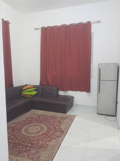 1 Bedroom Flat for Rent in Al Karamah, Abu Dhabi - Fully furnished 1 bedroom and hall in the villa. . Location. . Electra Street / next to LLH Hospital