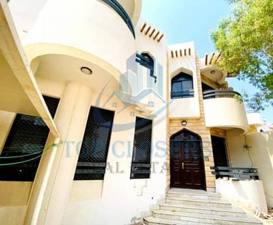 3 Bedroom Villa for Rent in Al Mutarad, Al Ain - Spacious Villa|Prime Location|Yard and Balcony