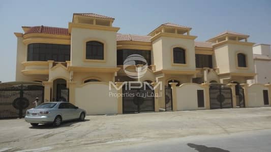 5 Bedroom Villa for Rent in Khalifa City, Abu Dhabi - Huge Private Villa | Majlis | Balcony | Yartd