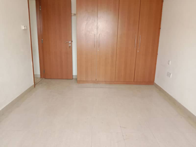 Spacious 1bhk apartment with  balcony and  only in 42k only family building.