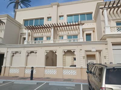 5 Bedroom Villa for Rent in Marina Village, Abu Dhabi - Commercial Villa | Prime Location | Reasonable Rent