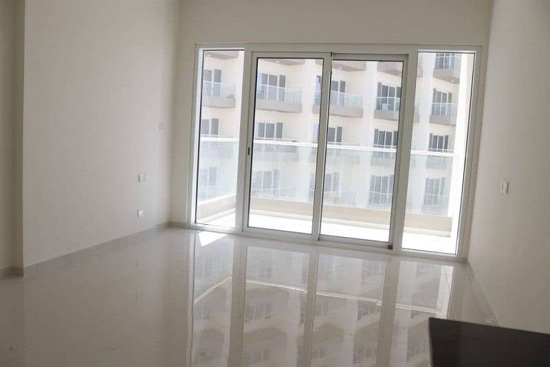 Brand New | White goods | Pool View | Spacious Studio |Balcony