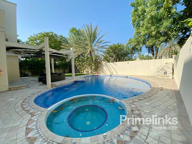 Beautiful Villa 5 Beds Furnished Private Pool