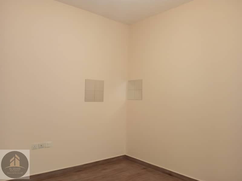Like A Brand New luxury Apartment •Masterroom •Huge Hall. . . . Good location /near To Market Only For Family  /Parking fre