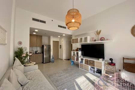 فلیٹ 1 غرفة نوم للبيع في تاون سكوير، دبي - شقة في شقق الروضة 1 شقق الروضة تاون سكوير 1 غرف 650000 درهم - 6388545