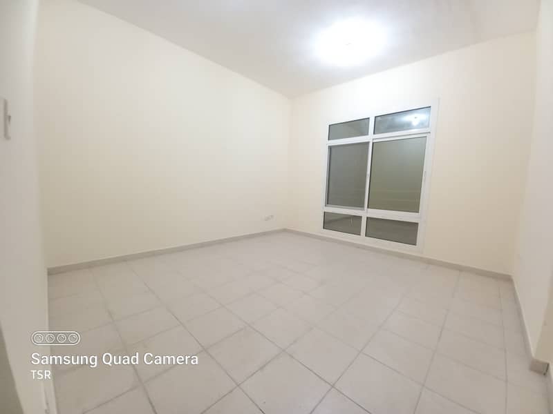 Vip Spacious 1-Bedroom Hall Private Balcony Monthly/3000  Bath Tub Washroom American Kitchen Central Ac in KCA