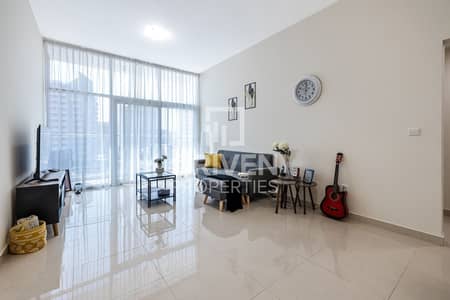 شقة 1 غرفة نوم للبيع في مجمع دبي ريزيدنس، دبي - شقة في بناية K1 مجمع دبي ريزيدنس 1 غرف 550000 درهم - 6389332