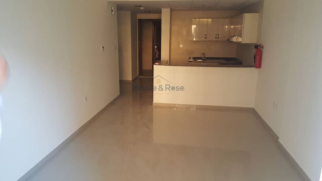 EXCELLENT GOLF VIEW 1 BEDROOM APARTMENT IN UNIESTATE SPORT CITY