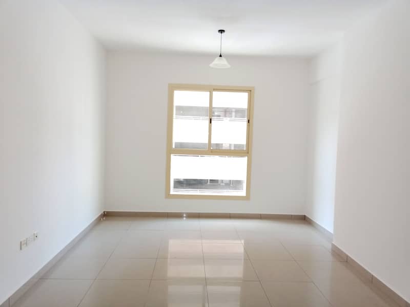 Hot Offer 1BHK || Balcony Wardrobe Close Kitchen All FACILITIES in Just 30k