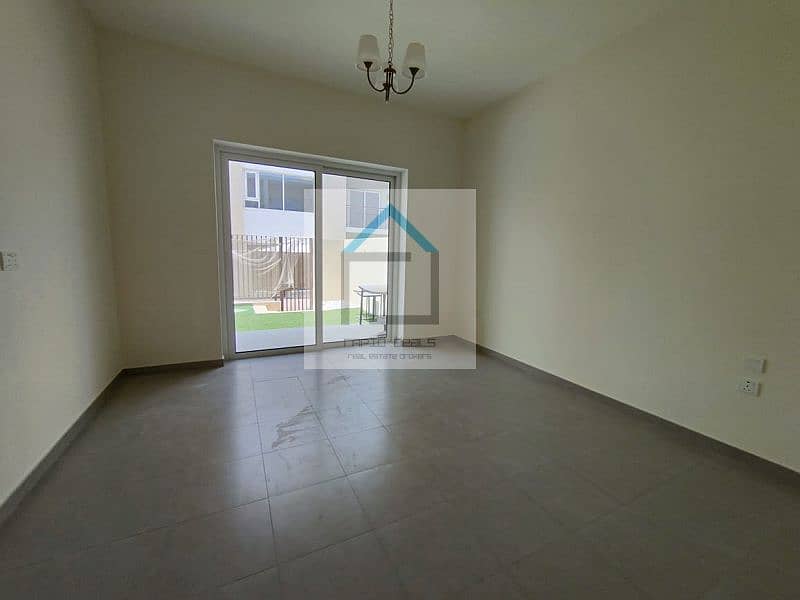 Spacious 2BR Ground Floor unit with Landscaped Garden