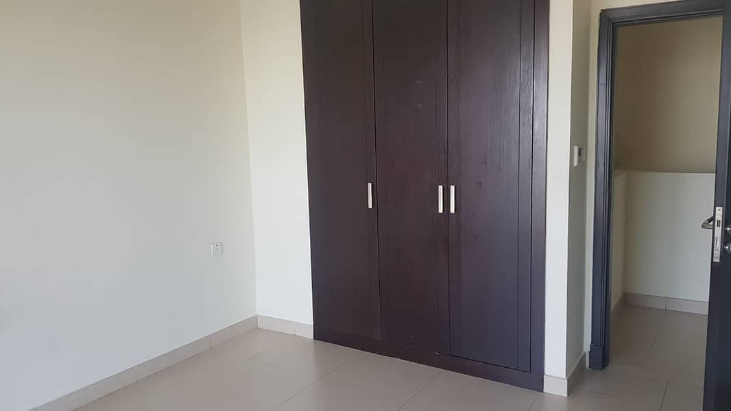 AMAZING 3BR+ M TOWN HOUSE /WITH BIG BALCONY /SOUQ FACING /SINGLE ROW